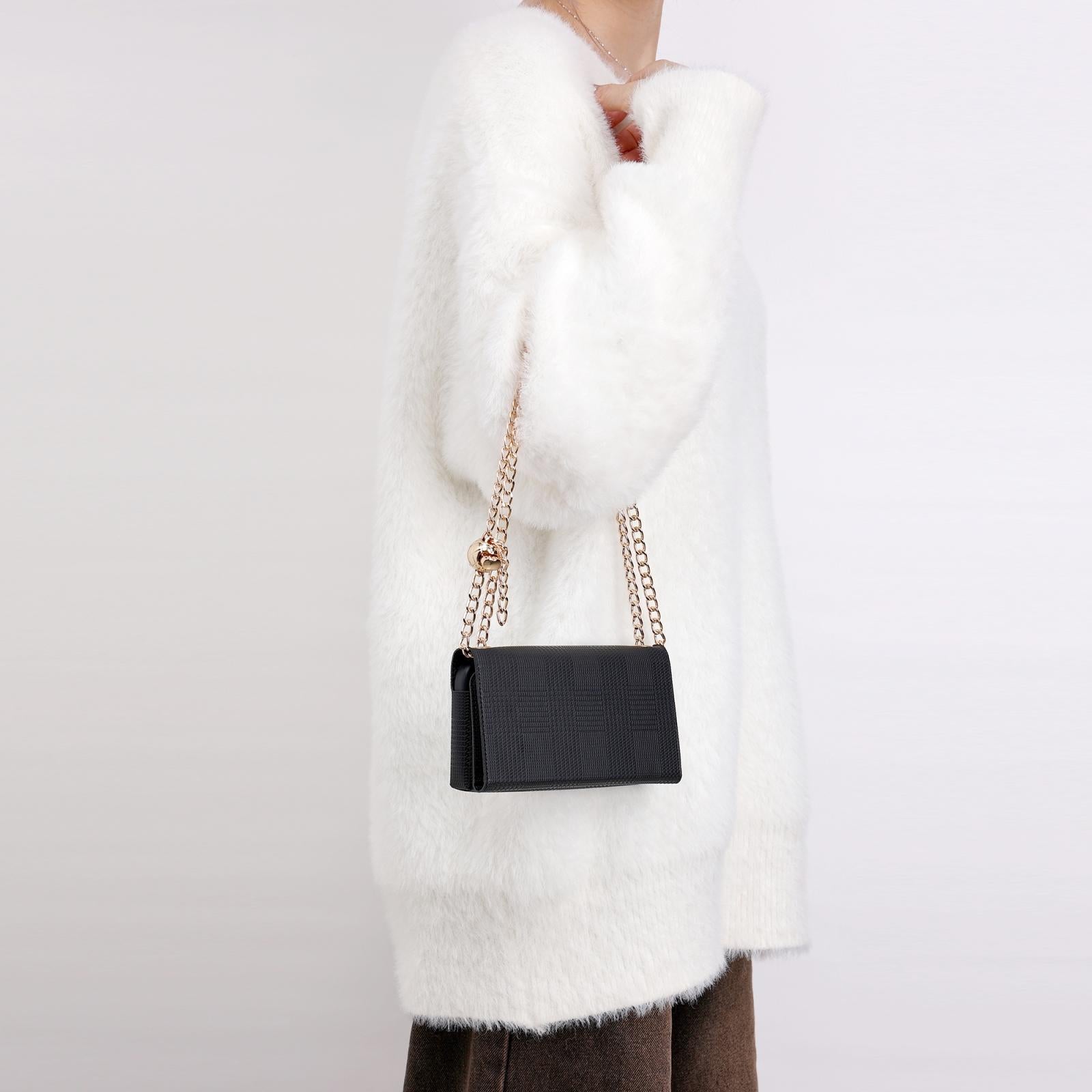 Leather Crossbody Bag With Rfid Protection 20 X 10 X 3.5Cm - Pink 13