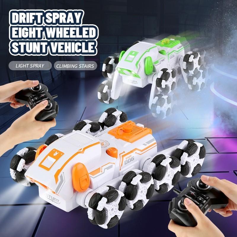 Intelligent 8-wheel Stunt Vehicle with Remote Control - Green 3