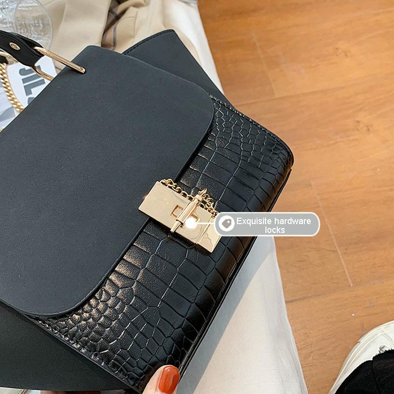 Versatile Vintage Wing Crossbody Bag with Frosted Finish and Chain - Black 8