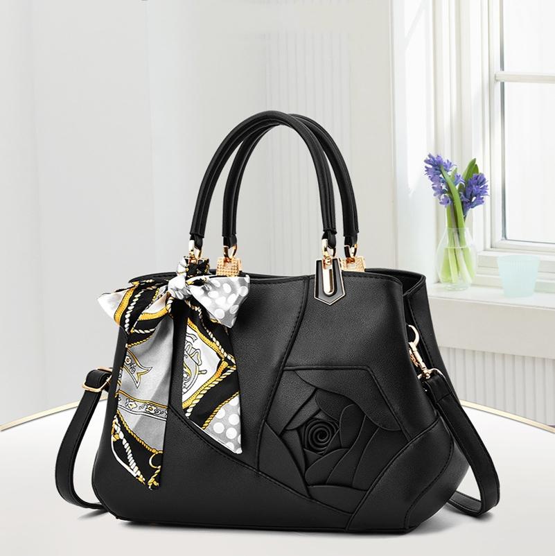 Carved Ladies Handbag - 3d Design - Khaki 3