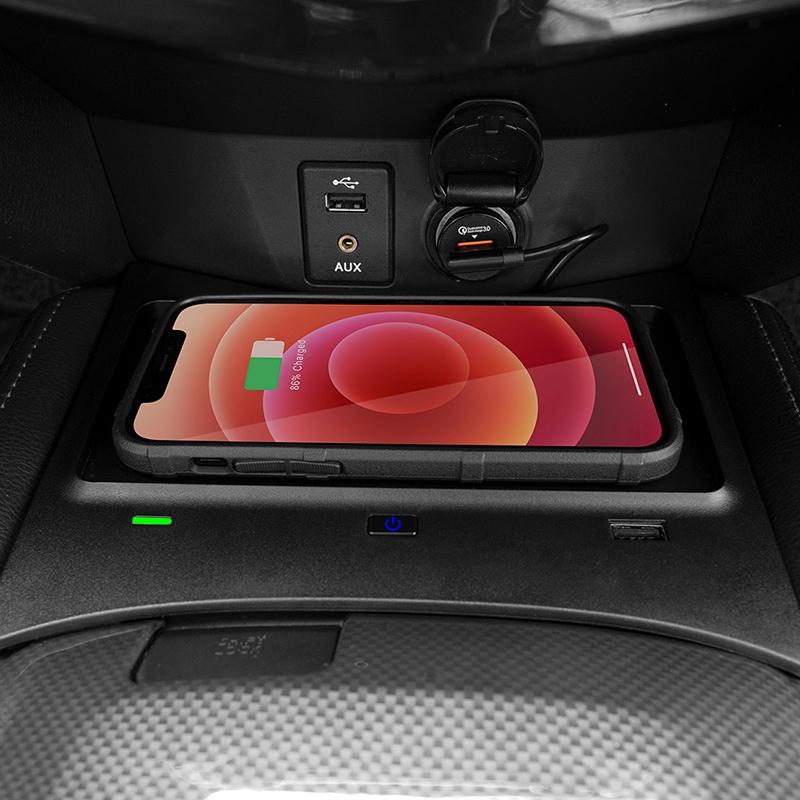 Wireless Charger for Nissan X-trail / Qashqai - Fast Charging 10