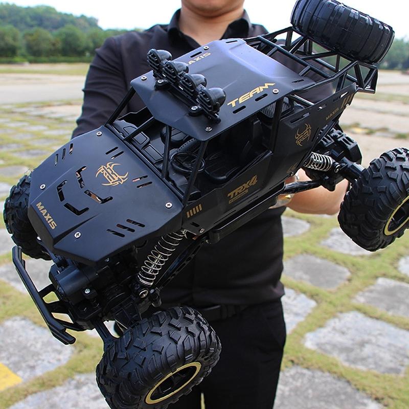 Off-road Climbing Car with 2.4ghz Remote Control and Double Motors - Black 9
