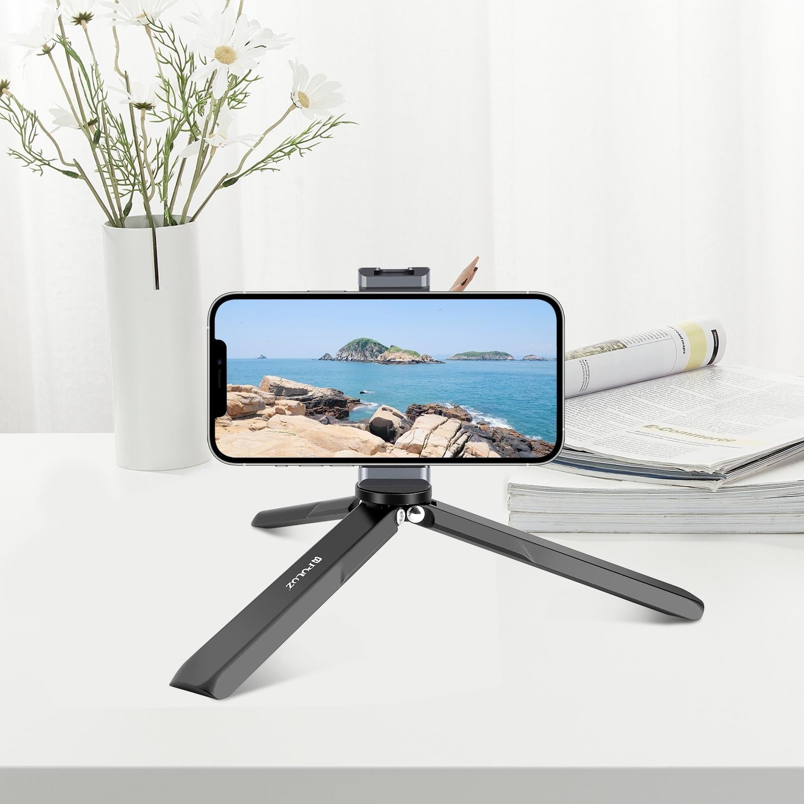 Lightweight Tripod for Dji Pocket 3 and Insta360 X4 - Aluminum Alloy 9