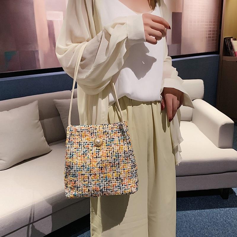 Black Woolen Knit Bucket Bag For Women - Red Onesize 10