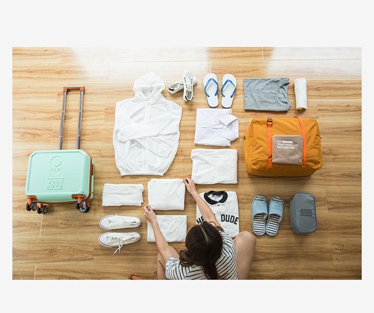 Waterproof Travel Bag for Women and Unisex Luggage - Large Capacity - Grey 9