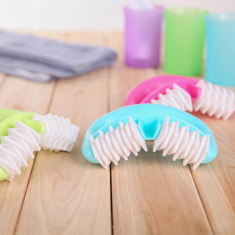 Round Handle Massager Manual Two-Wheel Plastic T9142 - Red 10