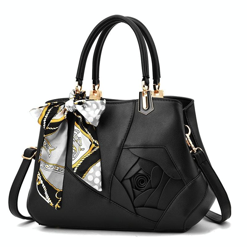 Carved Ladies Handbag - 3d Design - Black 11