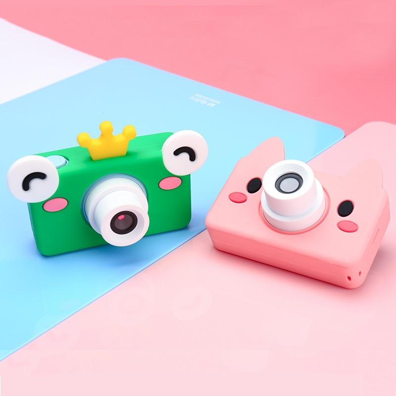 Mini Digital Sport Camera with 8.0mp Lens 2.0 Screen Elk-shaped Case & 32gb Memory for Kids 5