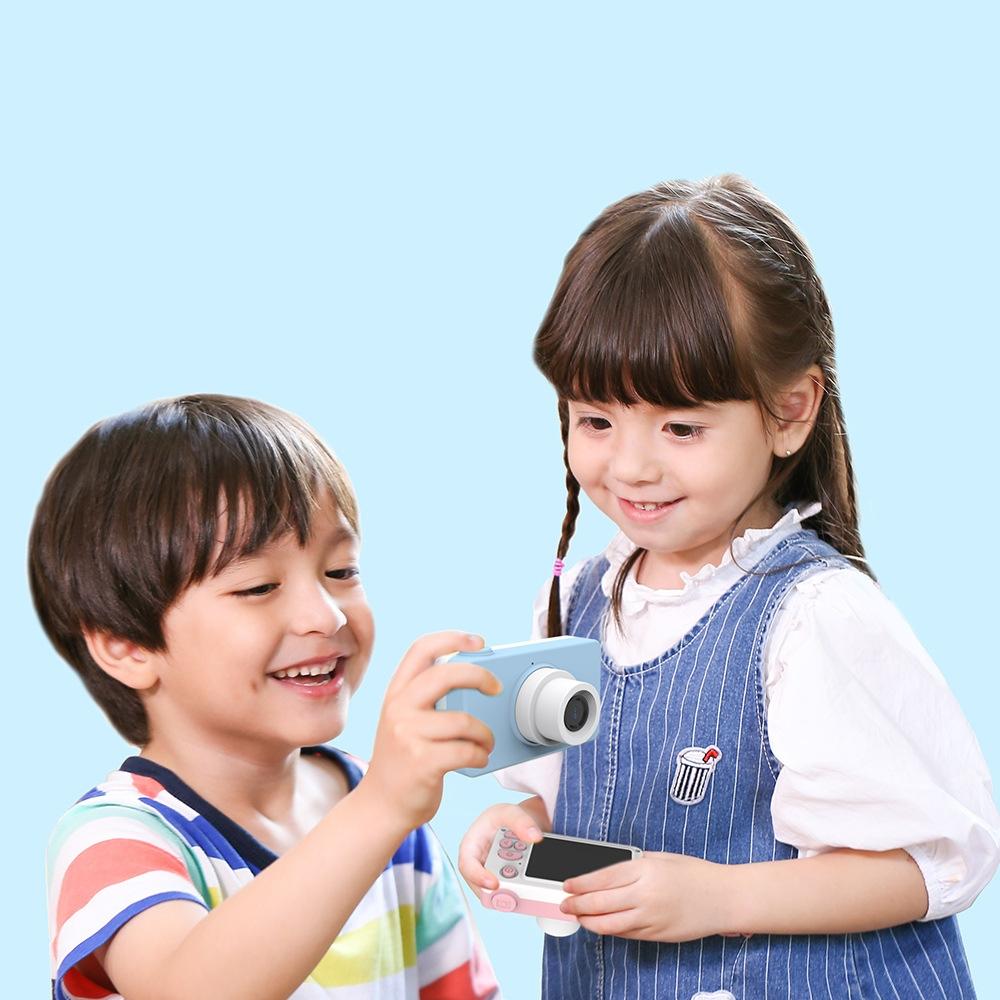 Mini Digital Sport Camera with 8.0mp Lens 2.0 Screen Elk-shaped Case & 32gb Memory for Kids 11