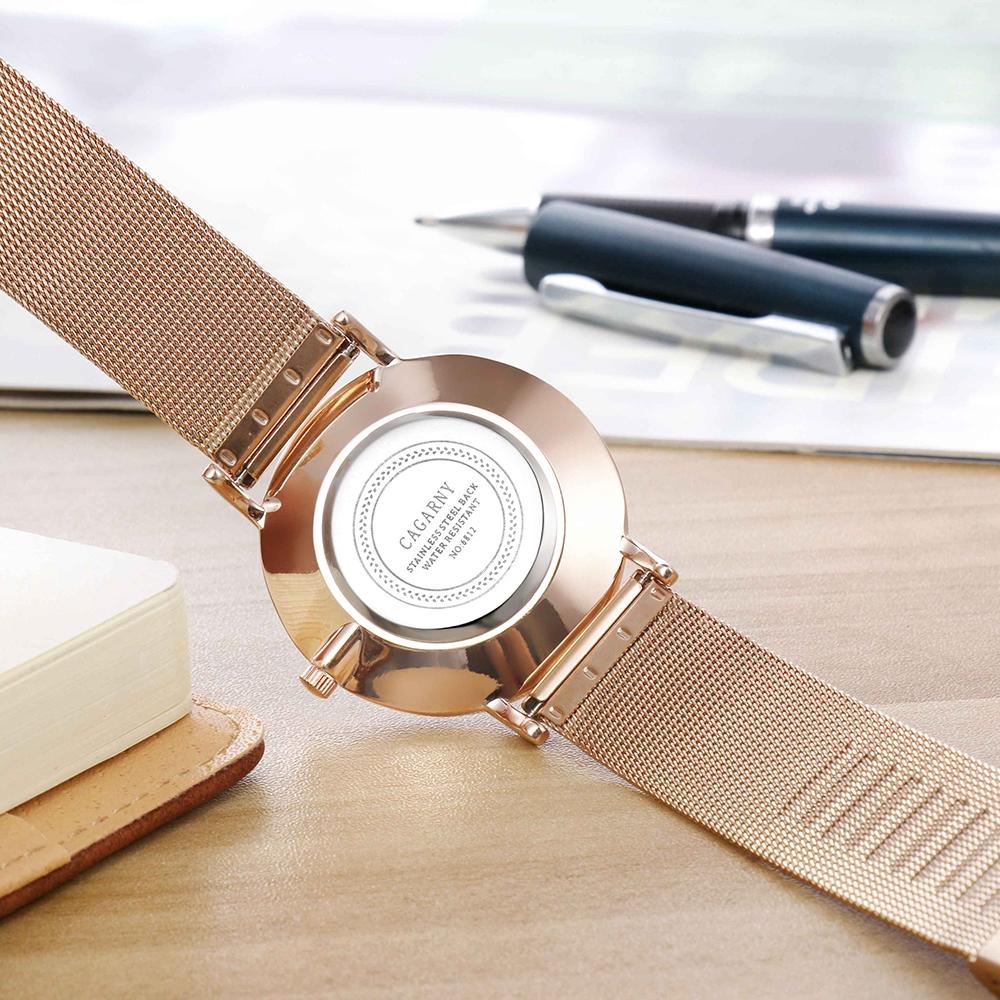 Stylish Men Quartz Watch with Gold Alloy Case and Stainless Steel Band - Round Dial - Wa0733C 15