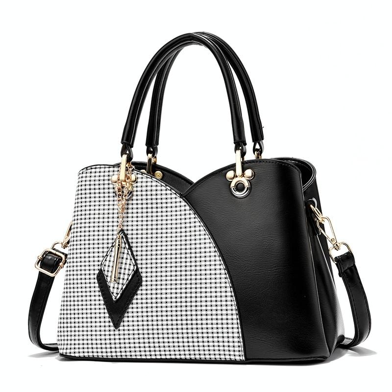 Spacious Texture Handbag - Large Capacity - Black 12