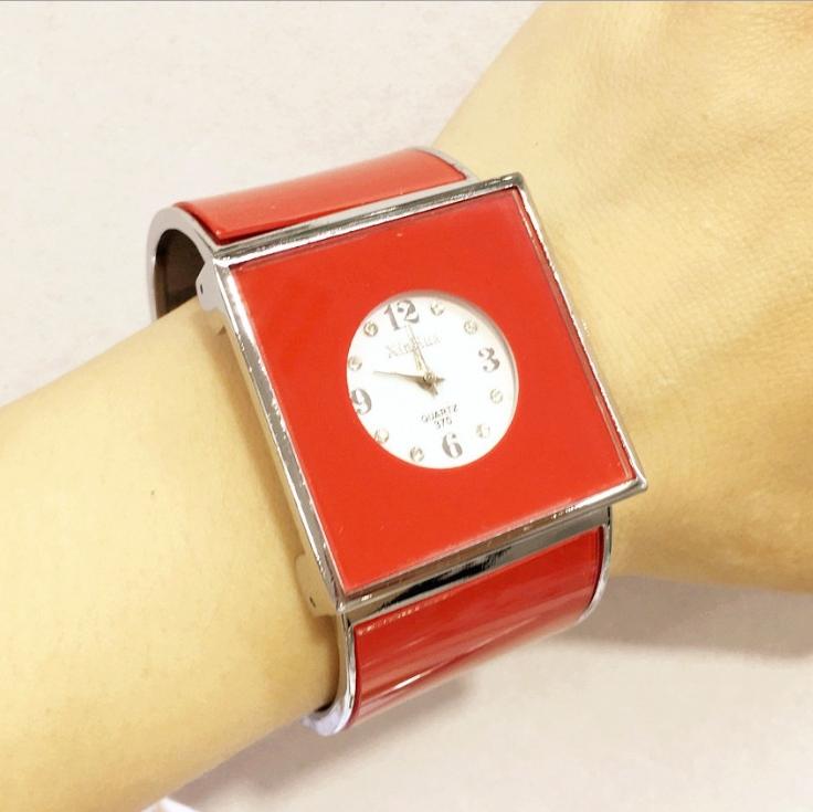 Women Square Dial Bracelet Watch - Large Face - Pink 11