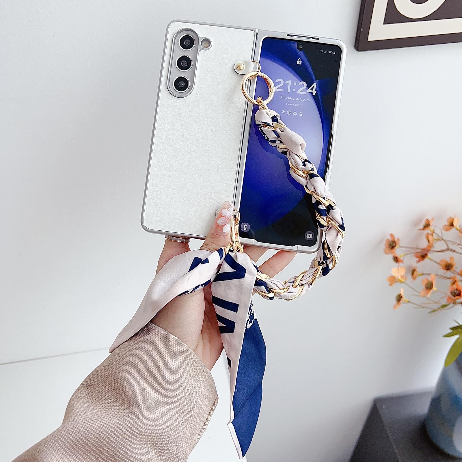 For Samsung Galaxy Z Fold4 5G Leather Phone Case With Metallic Paint And Scarf Bracelet - Green 10