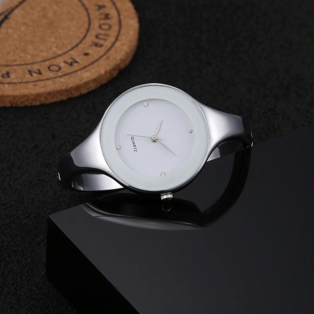 Minimalist Alloy Quartz Watch for Women - White Strap 3