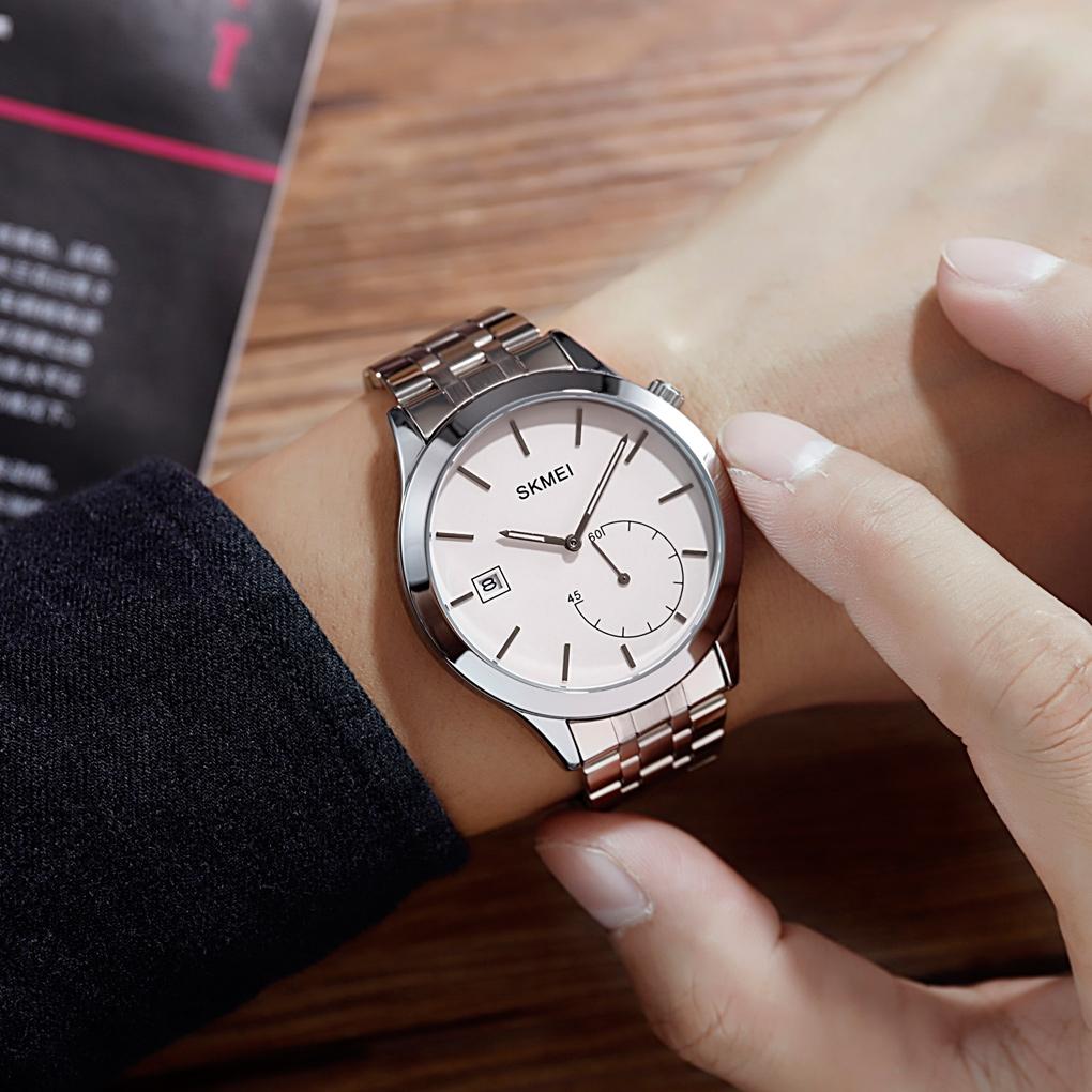 Stylish Waterproof Men Quartz Watch with Silver Steel Band 7