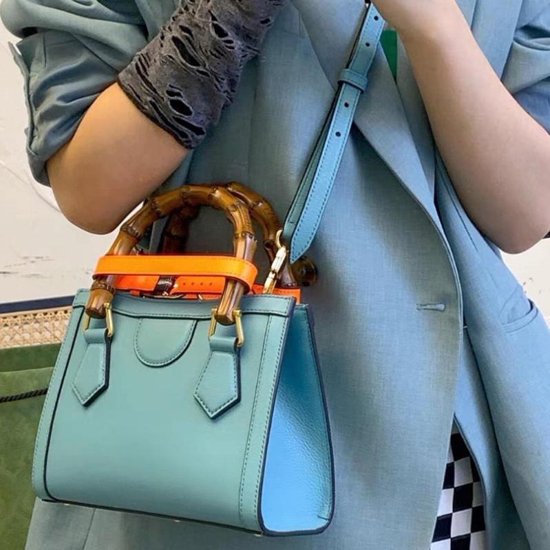 Versatile Bacchus Shoulder Bag in First Layer Cowhide - Emerald 8