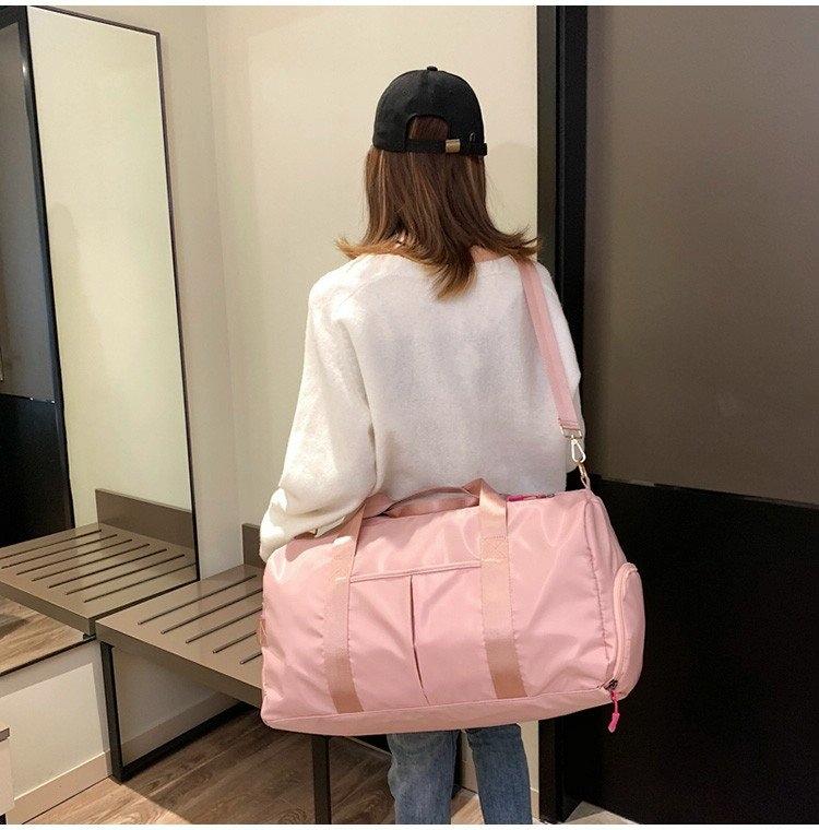 Yoga and Sports Gym Bag - Lightweight Nylon - Pink 5