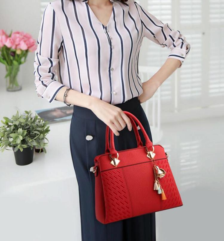 Simple Style Women Leather Crossbody Bag with Tassel Embroidery - Green 13
