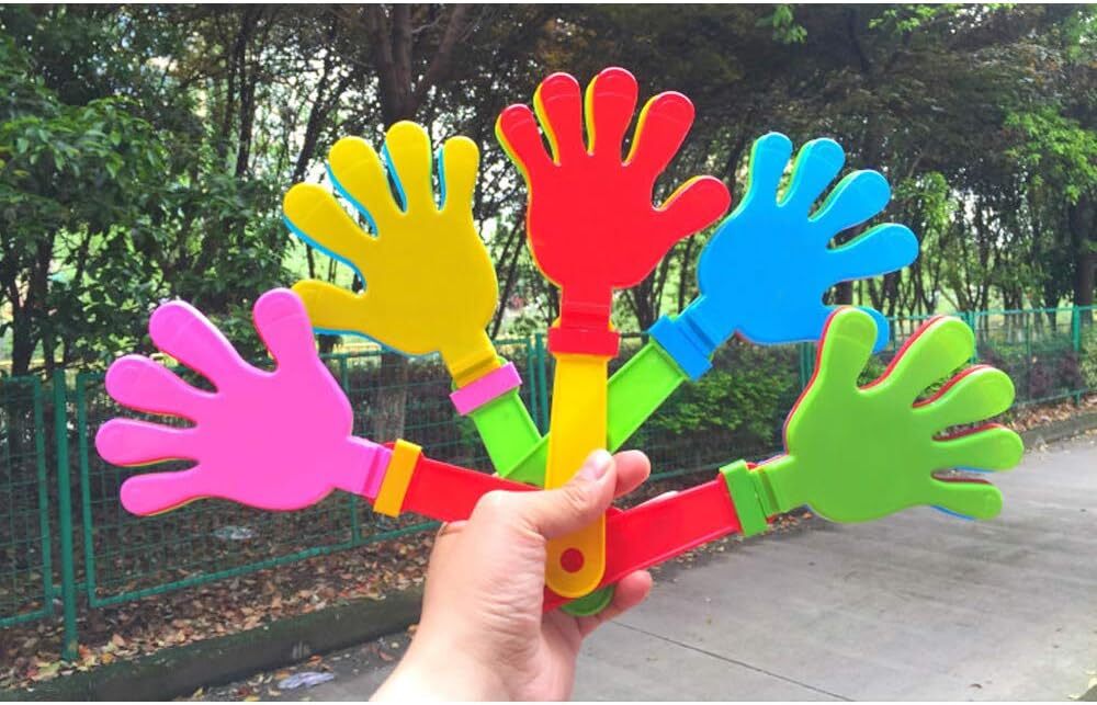 10x Hand Clappers Plastic Kids Toy Party Flapper Novelty Cheering Toys Bulk 6