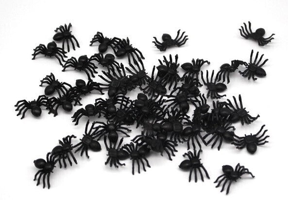 MINI FAKE SPIDERS Trick Halloween Scary Arachnids Joke Prank Small Gag Toy Bug 4