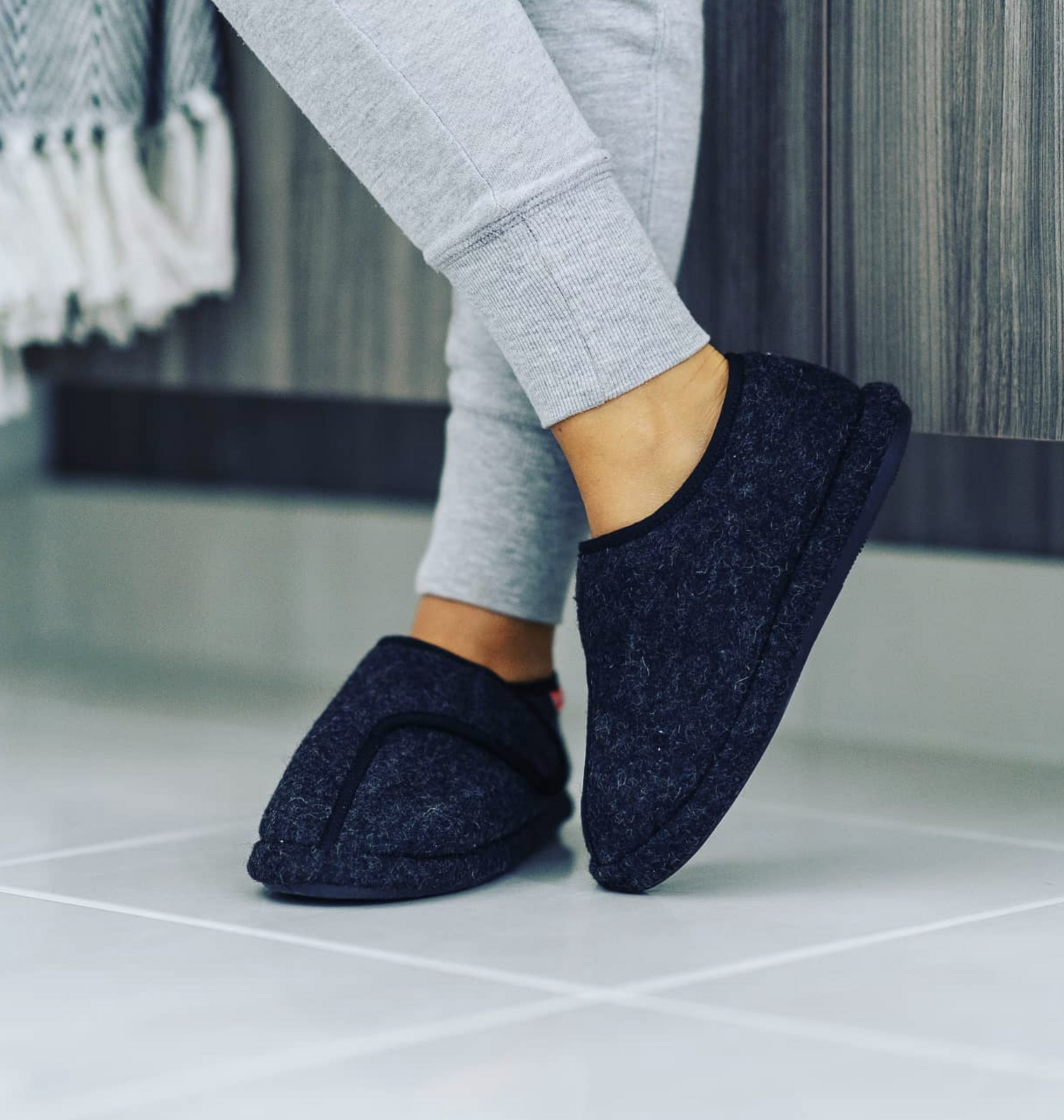 ARCHLINE Orthotic Plus Slippers Closed Scuffs Pain Relief Moccasins - EUR 42 9