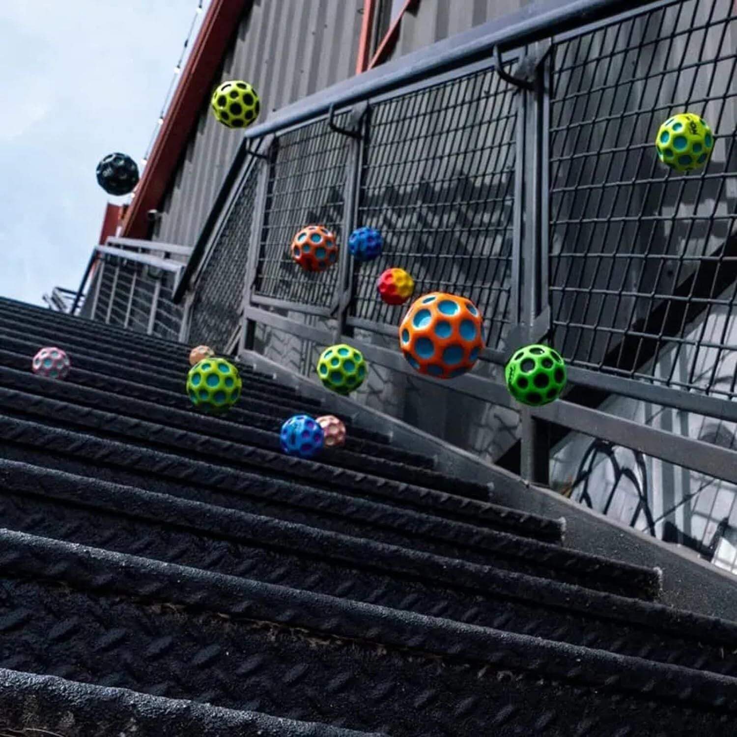 High Bouncing Ball Space Ball Bouncy Ball Outdoor Throw Catch Moon Ball Kids Toy 4