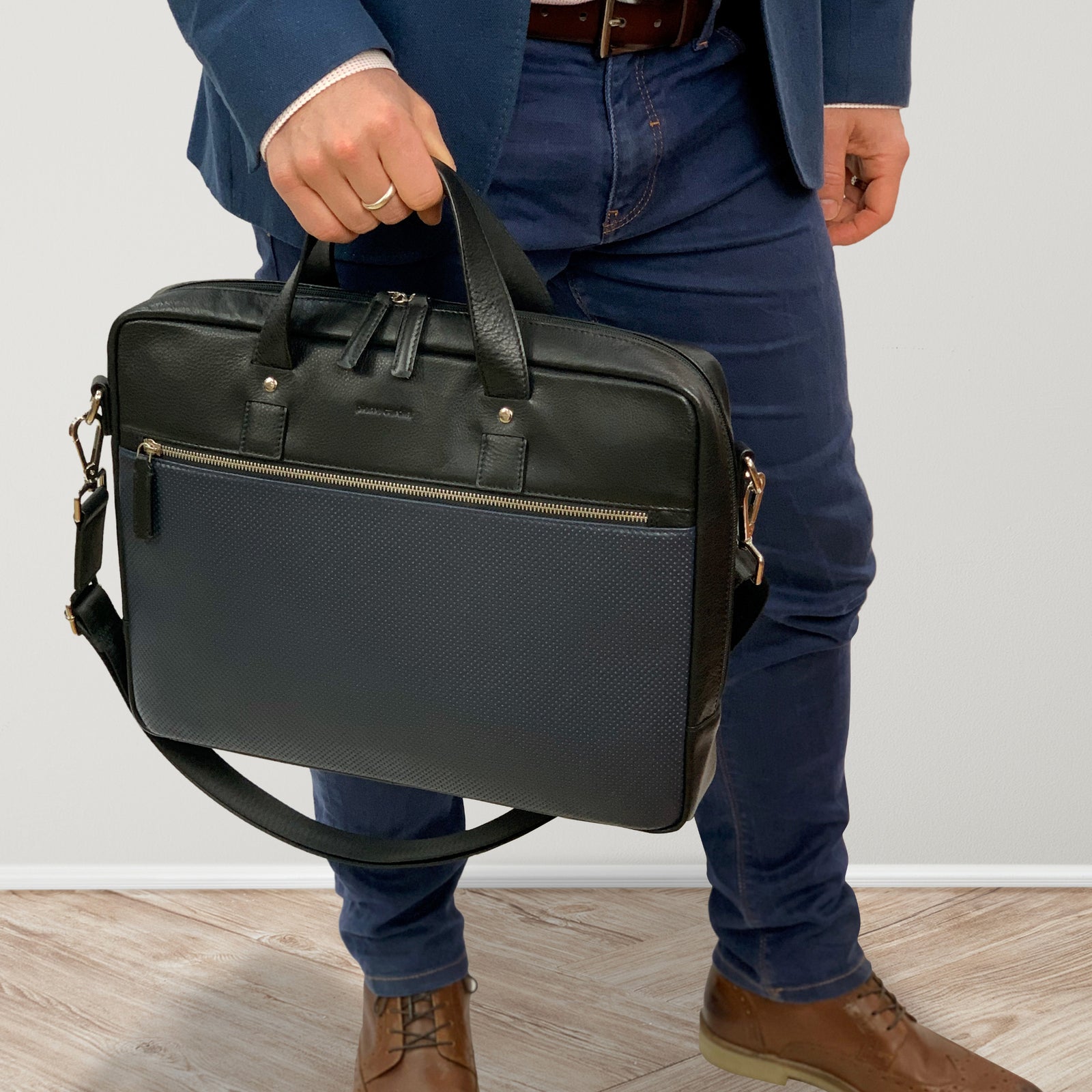 Pierre Cardin Mens Pebbled Leather 15" Laptop Computer Bag Travel Overnight - Black 3