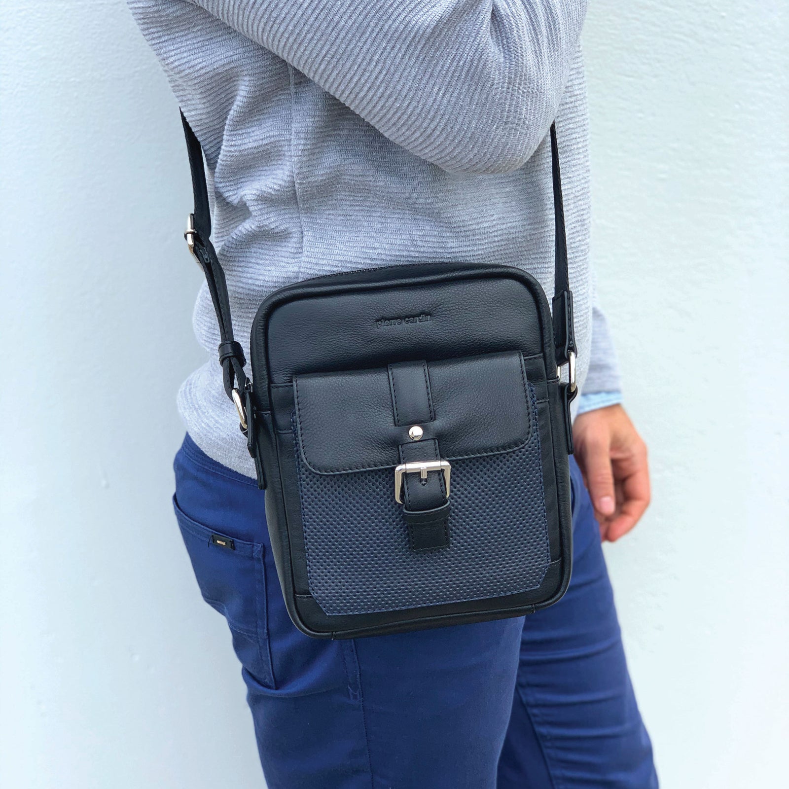 Pierre Cardin Pebbled Leather Organizer Bag Cross Body - Black/Navy 3