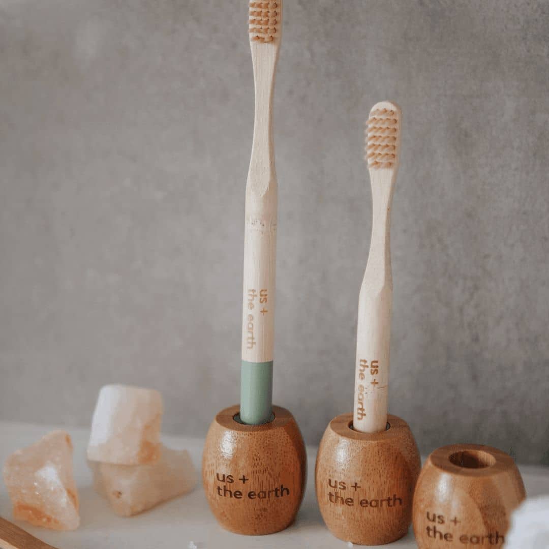 Bamboo Toothbrush Stand 3