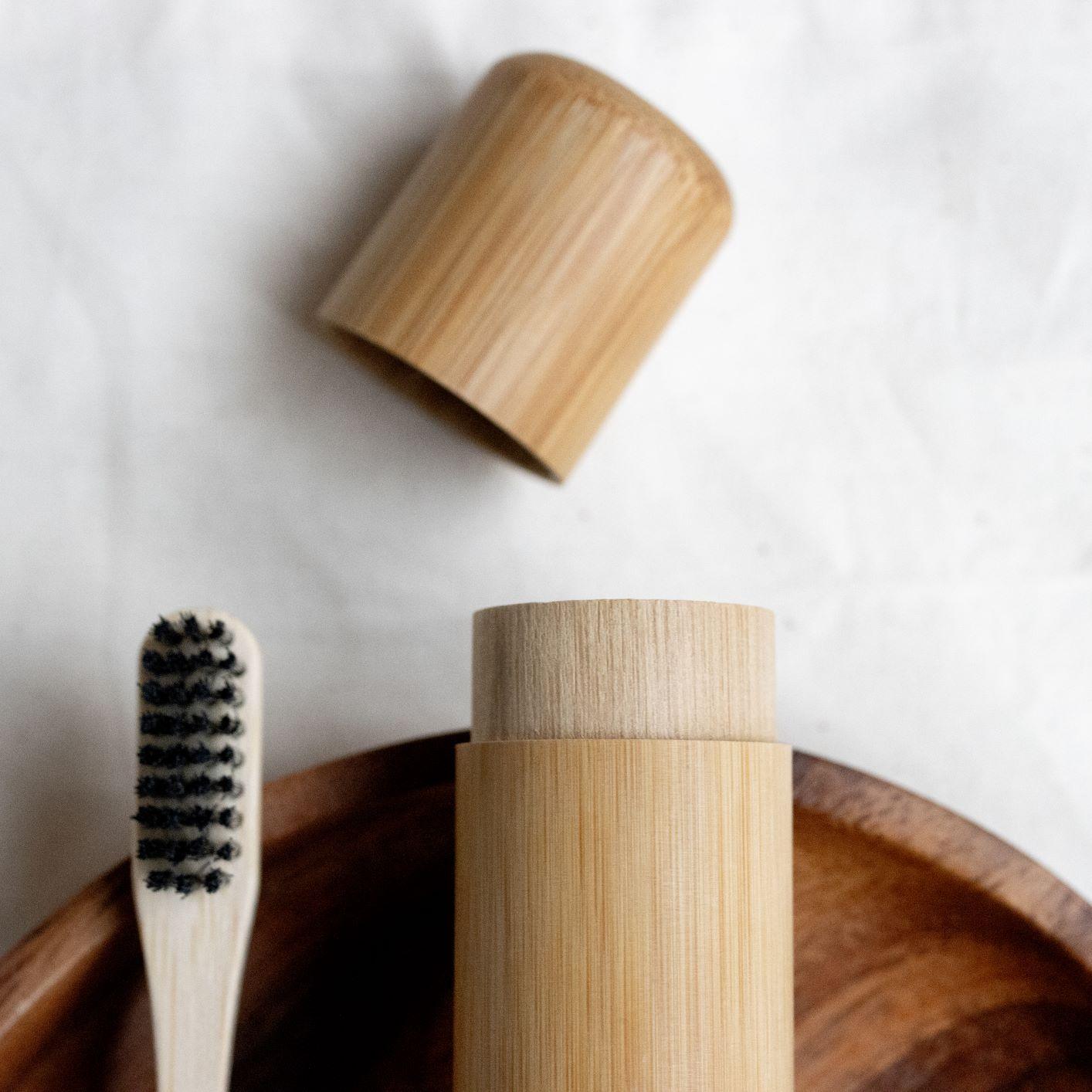 Eco-friendly Bamboo Toothbrush Travel Set 5
