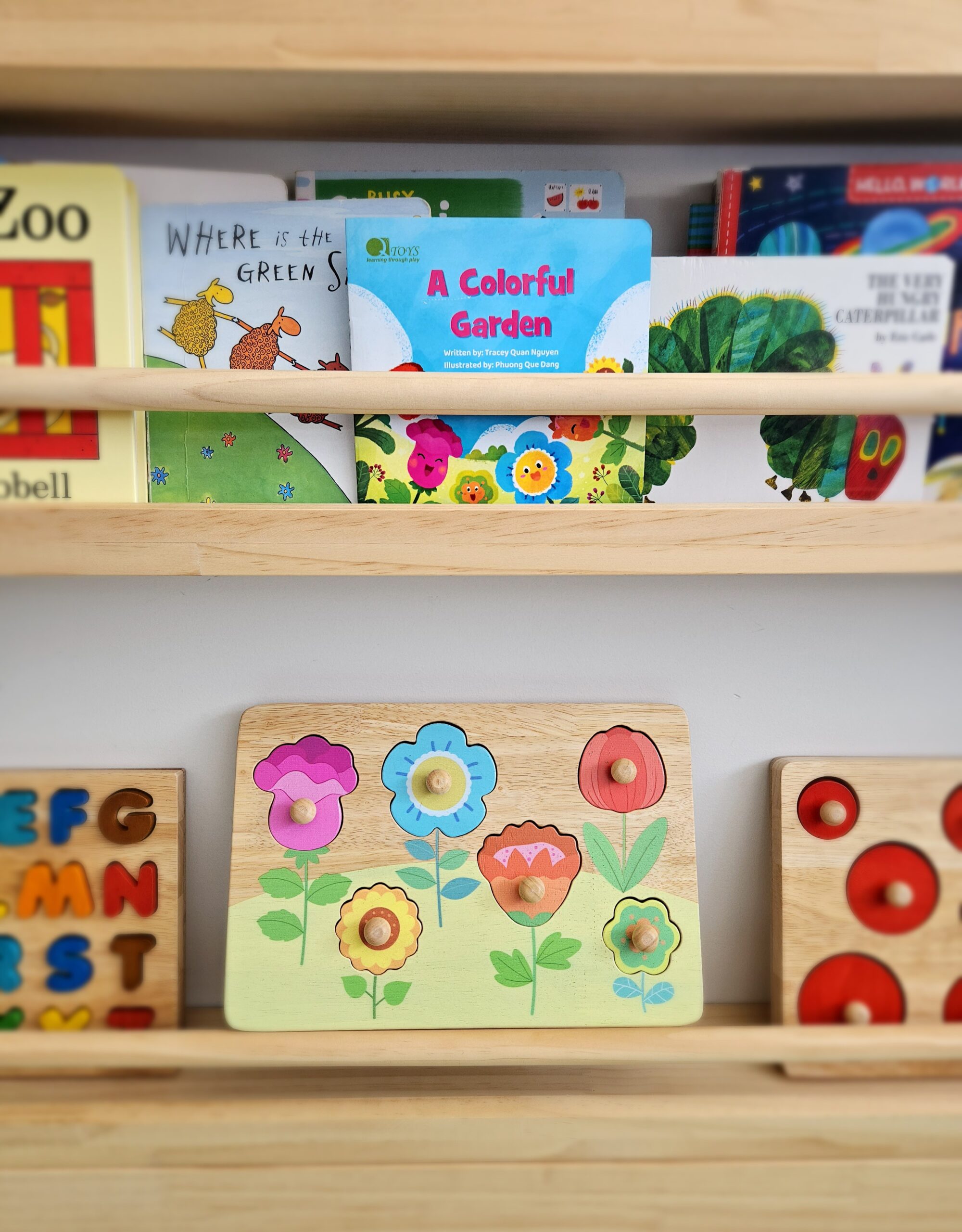 Flower Garden puzzle and book set 1