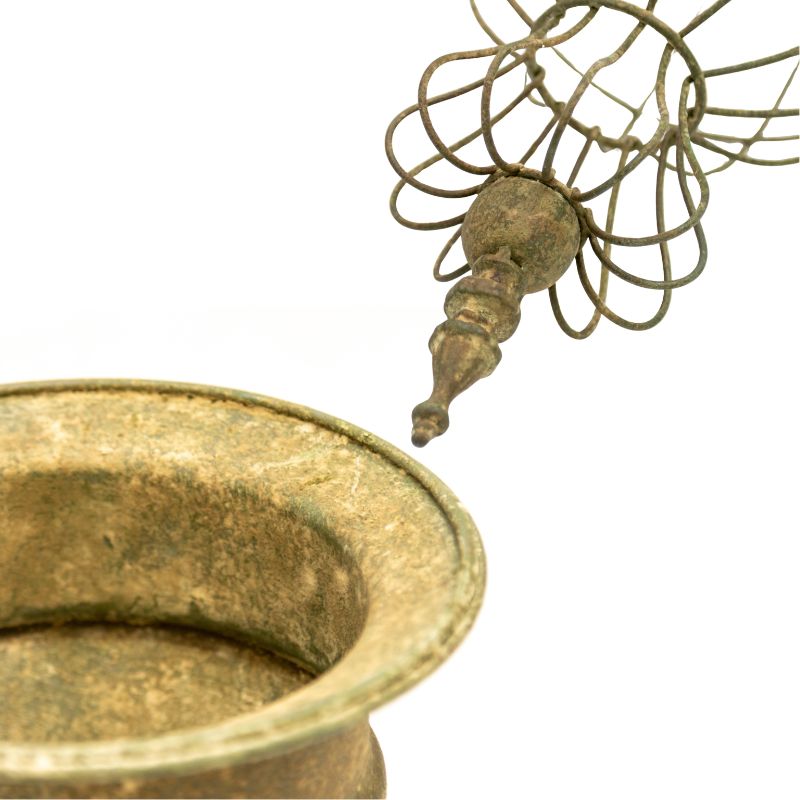 Vintage Style Elaborate Tall Cloche 66cm 4