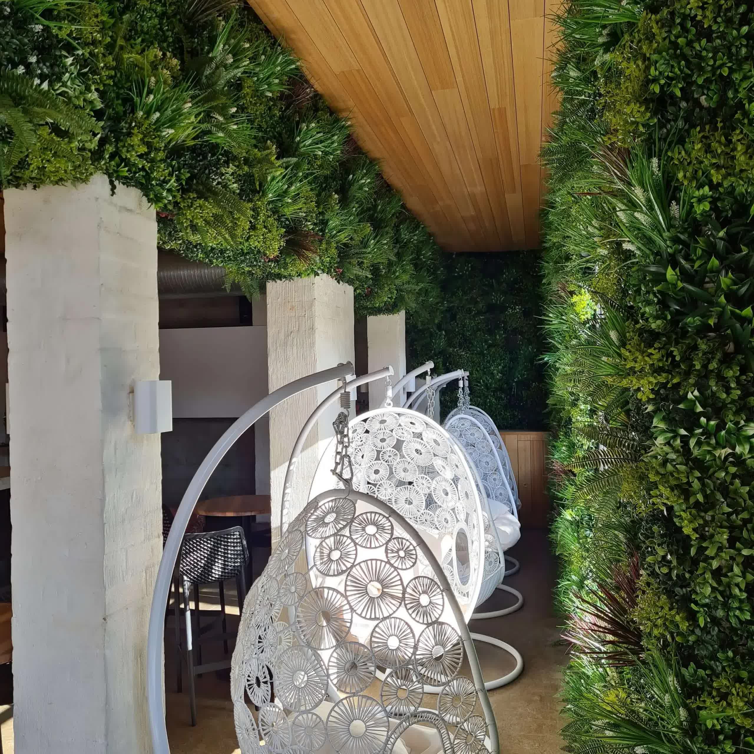 Luxury Lush Spring Recycled Vertical Garden / Green Wall UV Resistant Sample 4