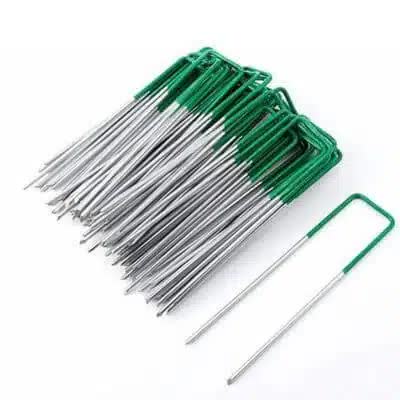 Artificial Grass Roll Pegs / Fake Grass Galvanized Metal Pegs with Green Top 100 Pieces
