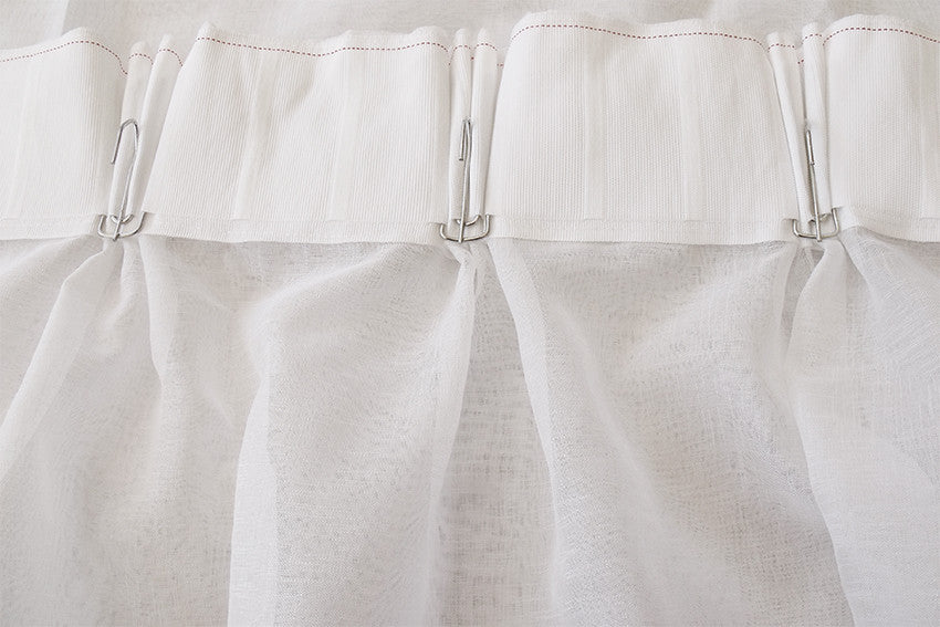 2 Sheer Voile Curtains 530cm wide 230cm long + 30 Hooks New 5