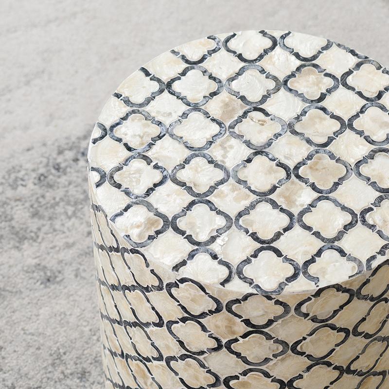 EILAT SHELL STOOL/TABLE 6