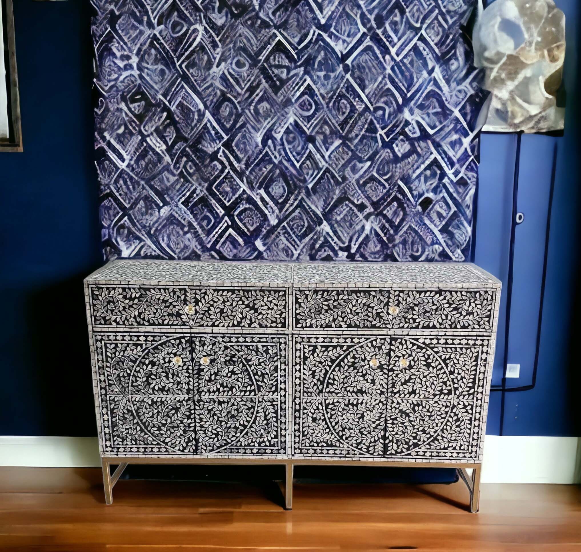 MOTHER OF PEARL GRANDIOSE SIDEBOARD 4