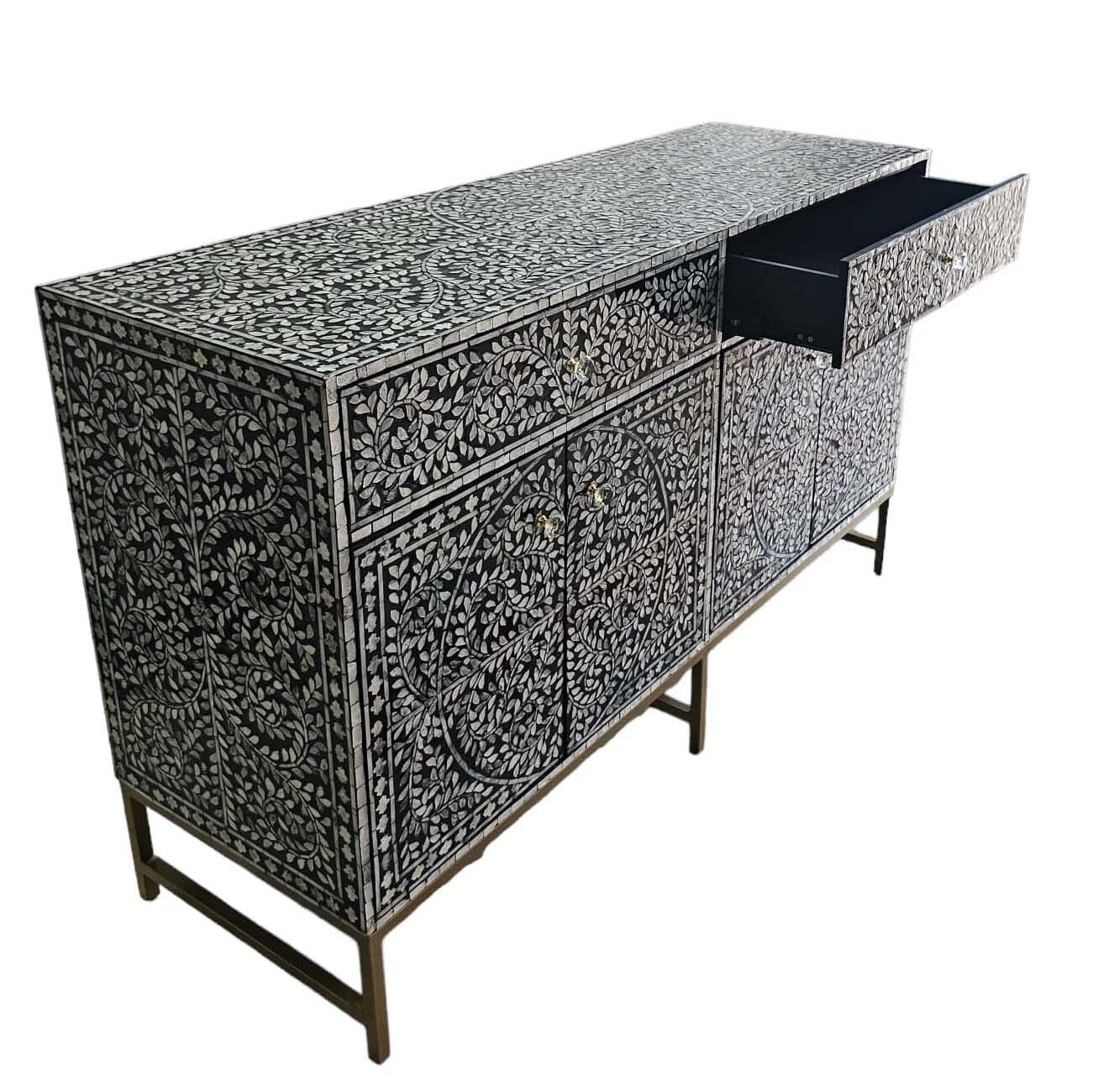 MOTHER OF PEARL GRANDIOSE SIDEBOARD 6