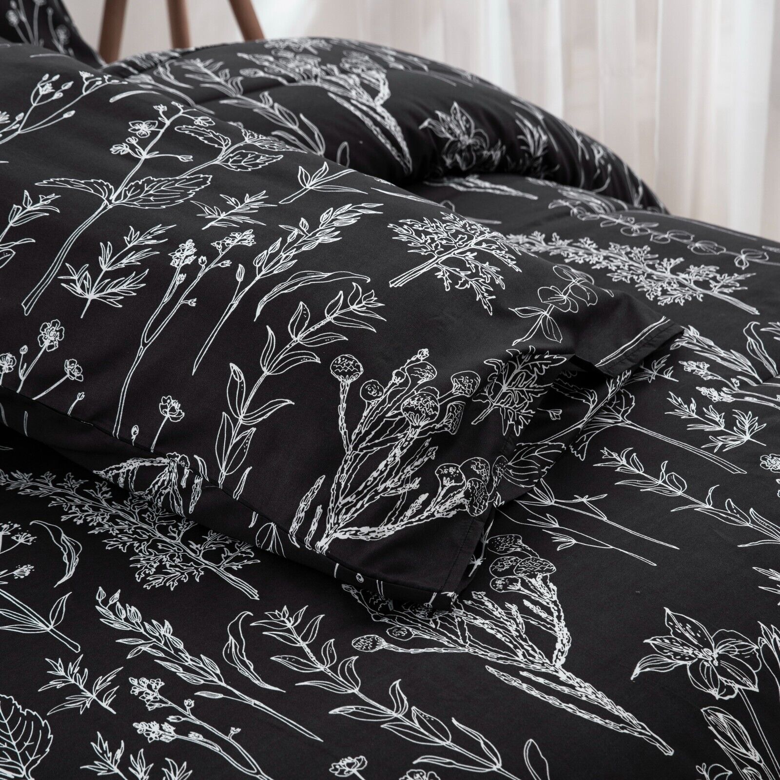 Floral Leaves Comforter Set, Queen Size, Microfiber Quilted Bedding with Pillowcase 8