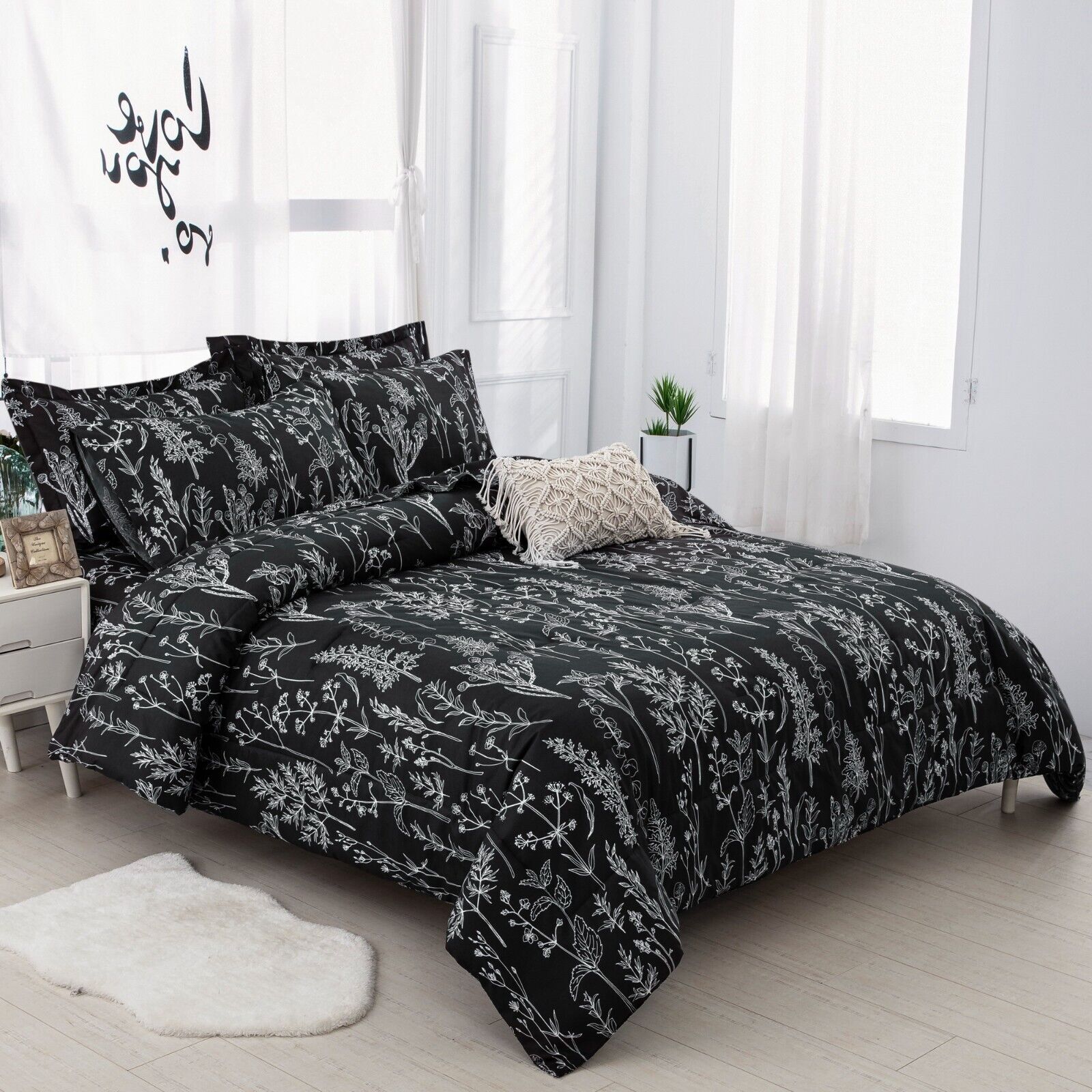 Floral Leaves Comforter Set, King Size, Microfiber Quilted Bedding with Pillowcase 3