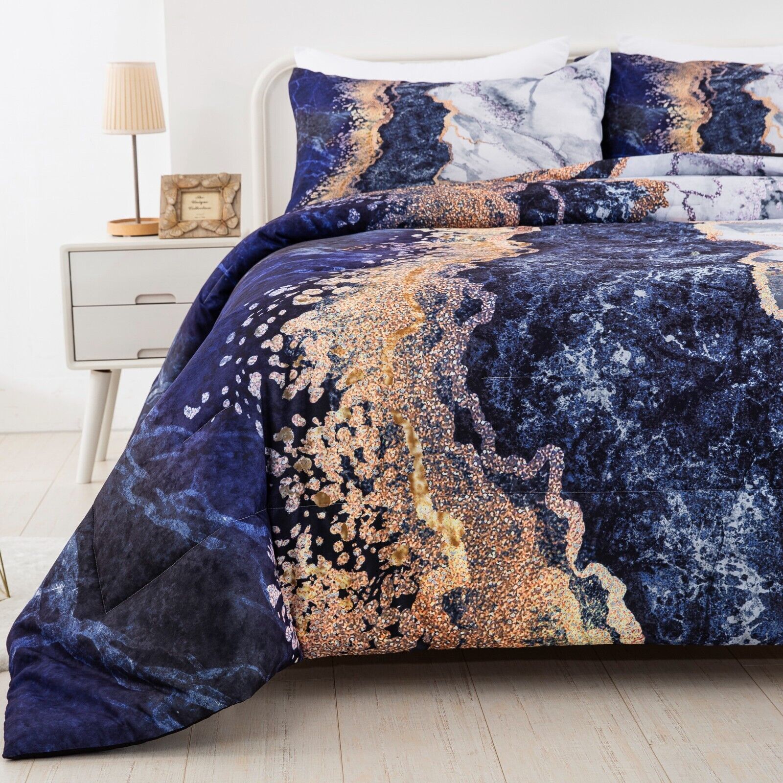 Blue Marble Comforter Set, King Size, Retro Watercolor 3-Piece Bedding Ensemble 3