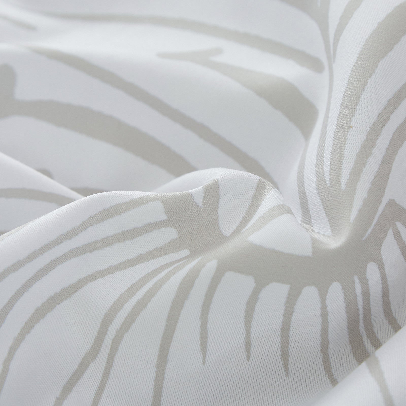 Floral Comforter Set, King Size, Purple Floral 3-Piece Bedding, Lightweight Microfiber 9