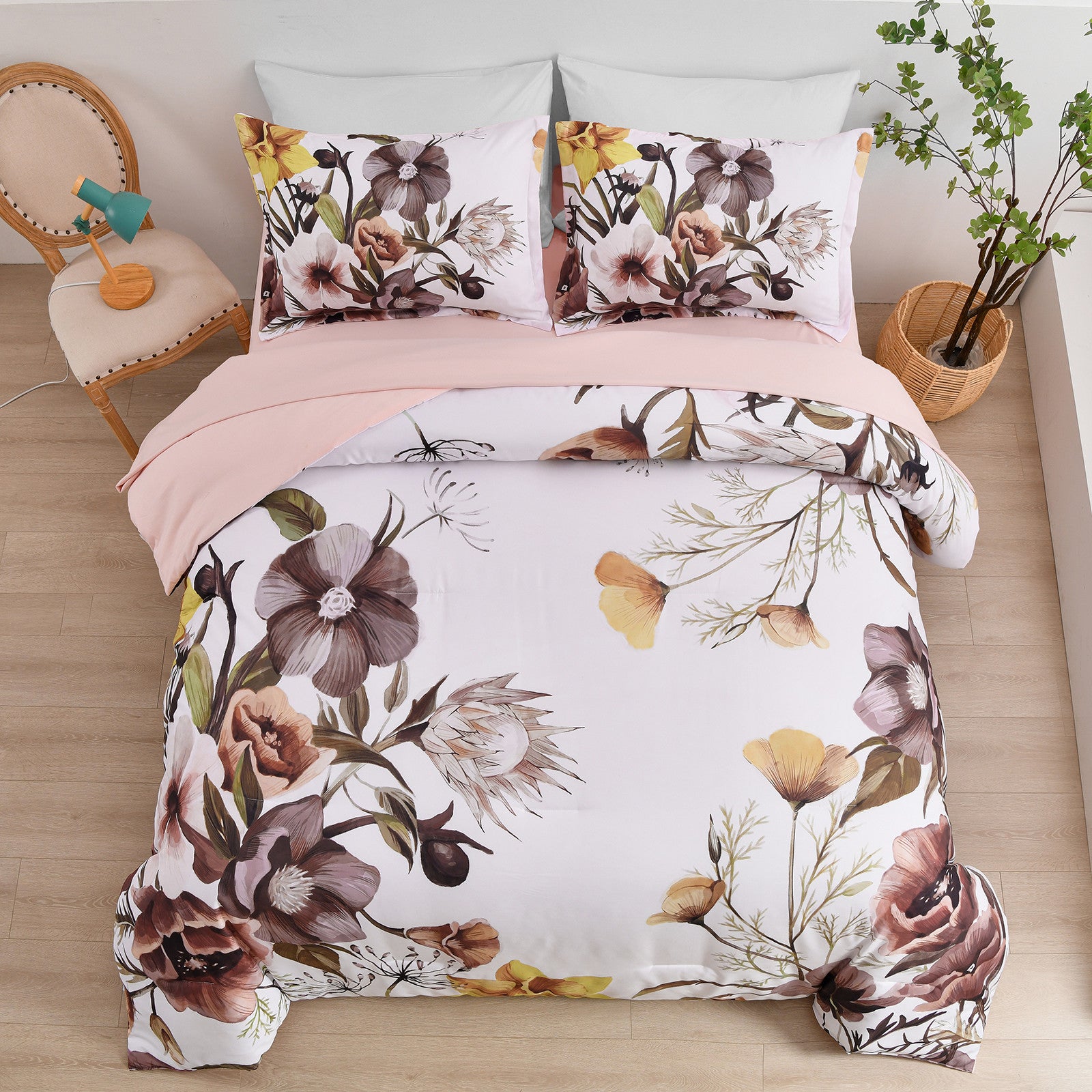 Floral Comforter Set, King Size, Blush Floral 3-Piece Bedding, Soft Microfiber for All Seasons 3
