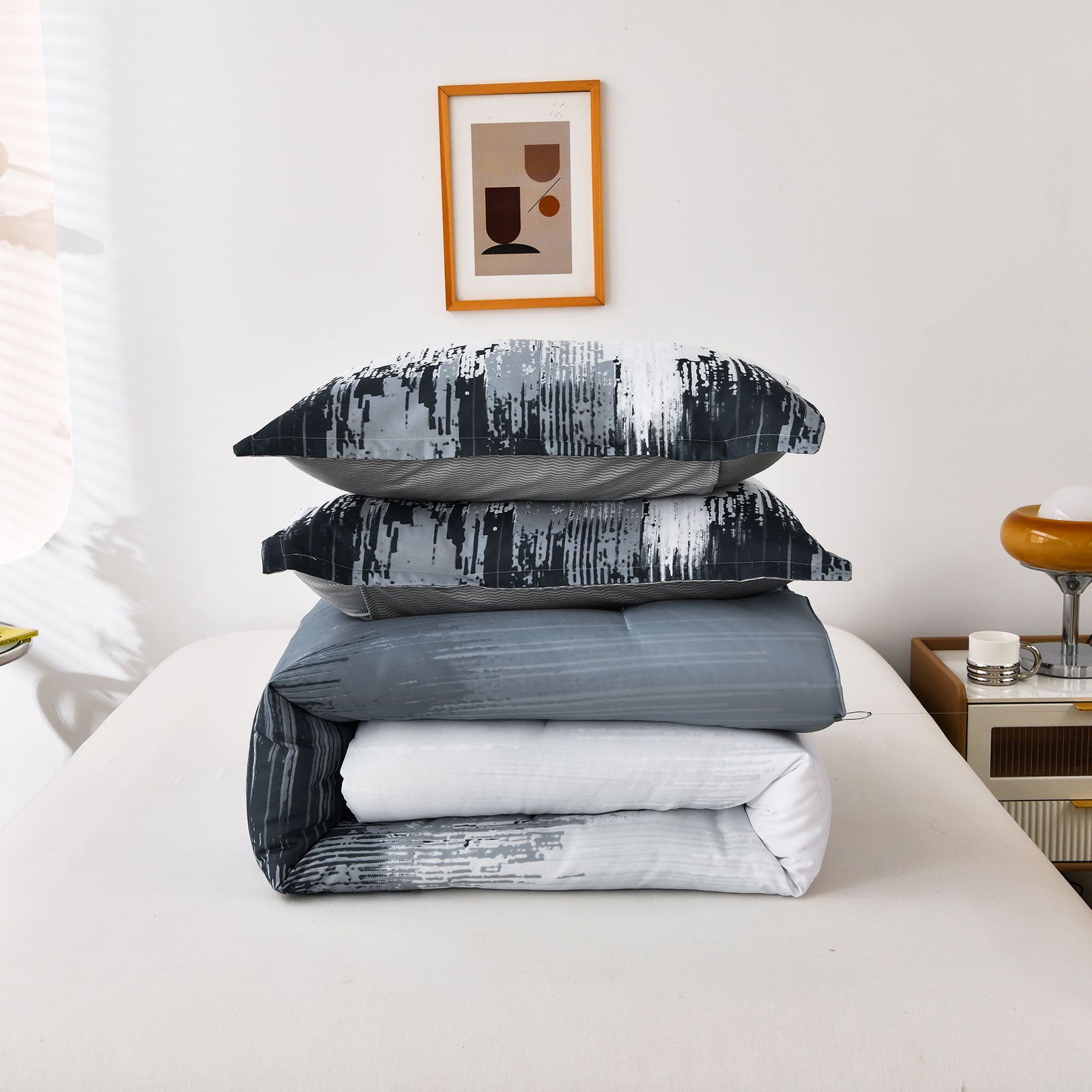 Floral Stripes Comforter Set, King Size, Warm 3-Piece Bedding with Pillowcases 7