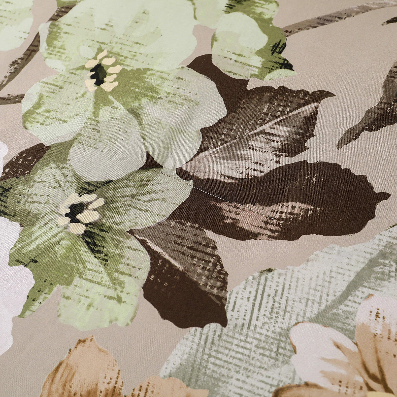 Cozy Floral Comforter Set, King Size, Quilted Warm Bedding with Pillowcases 8