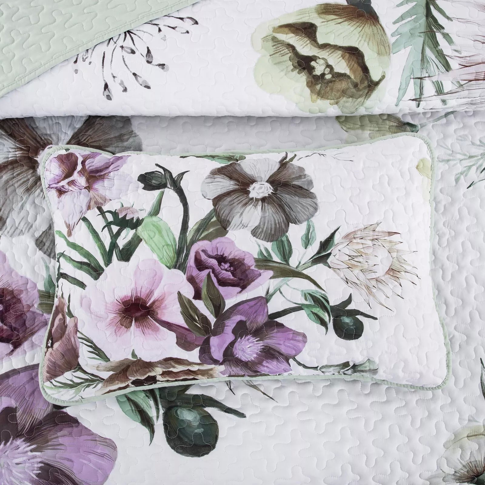 Deluxe Quilted Bedspread and Pillowcases Set: Infuse Your Bedroom with Style - Queen size 7