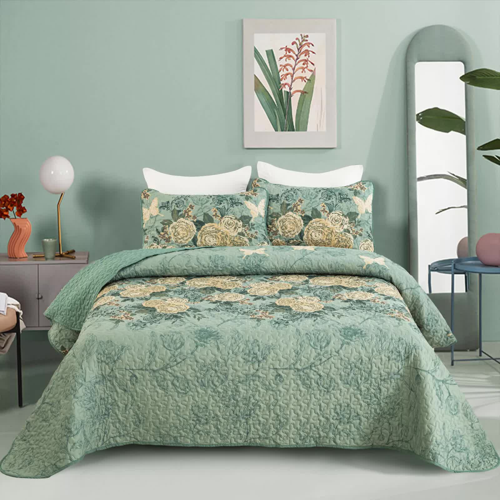 Meadow Butterfly Green Quilted Bedspread Set with Floral Details and Pillowcases