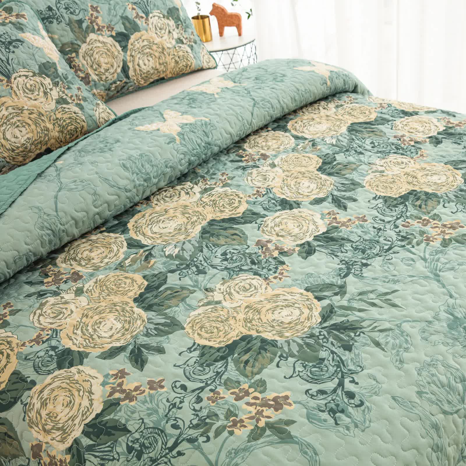 Meadow Butterfly Green Quilted Bedspread Set with Floral Details and Pillowcases 5