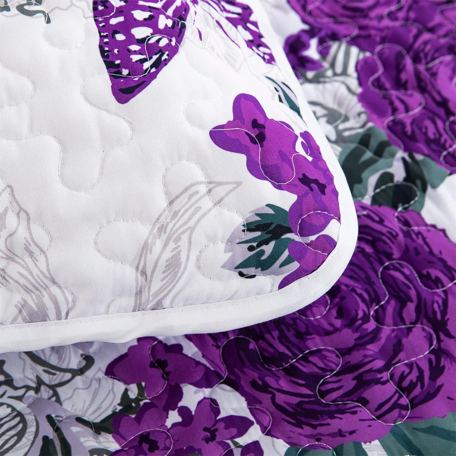 Eclectic Quilted coverlet and pillowcovers set: Add Unique Flair - Queen size 6