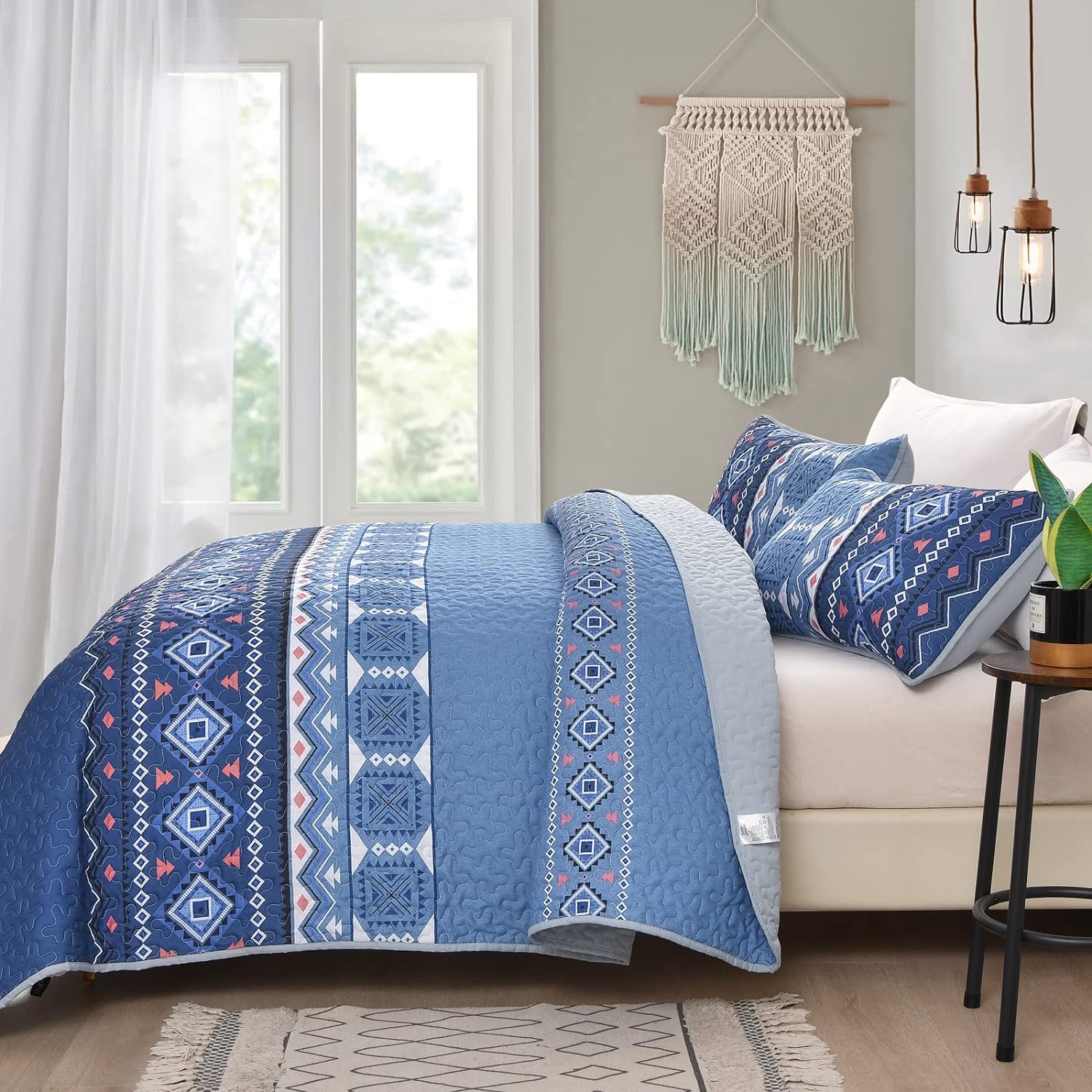 Nature Lover's Quilted bedspread and pillowcovers set: Inspired by the Outdoors - Queen size 4